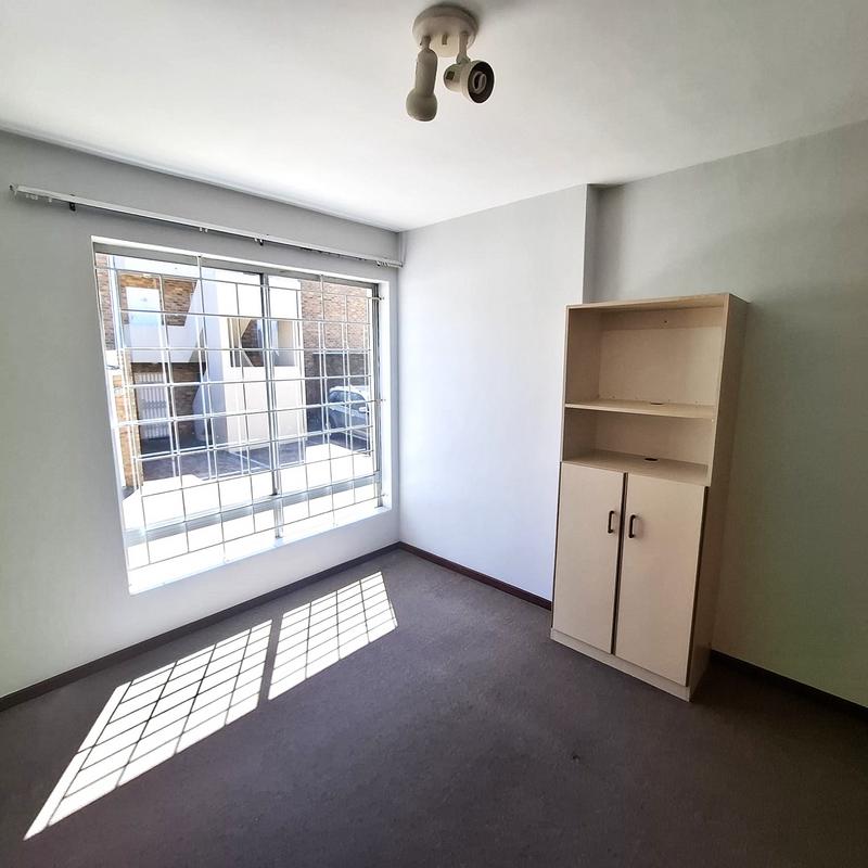2 Bedroom Property for Sale in Durbanville Western Cape